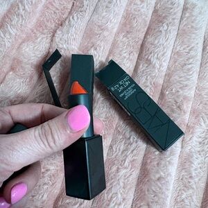 NARS Audacious Lipstick - Classic red